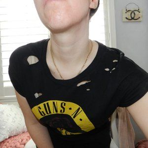 ARDENE - Guns & Roses Graphic T